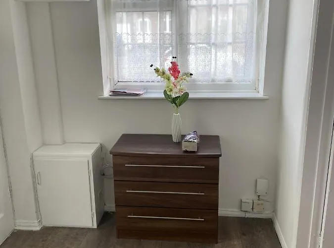 Finest Hotels in Eltham, London