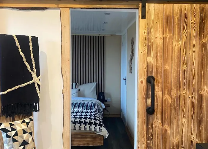 Top-Rated Hotels in Alloa, Scotland