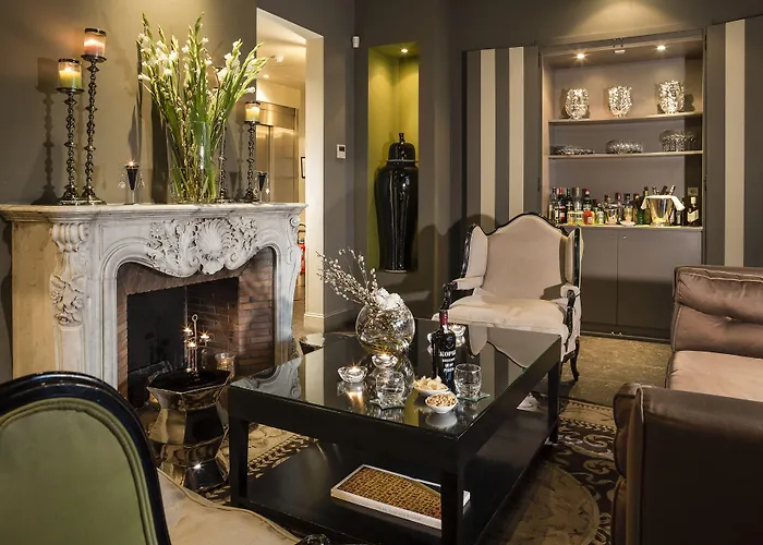 Experience Comfort and Convenience at an Aparthotel Cannes